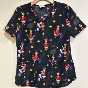 Dr Suess The Grinch Christmas Santa Holiday Scrub Top Size Small Pockets Stars